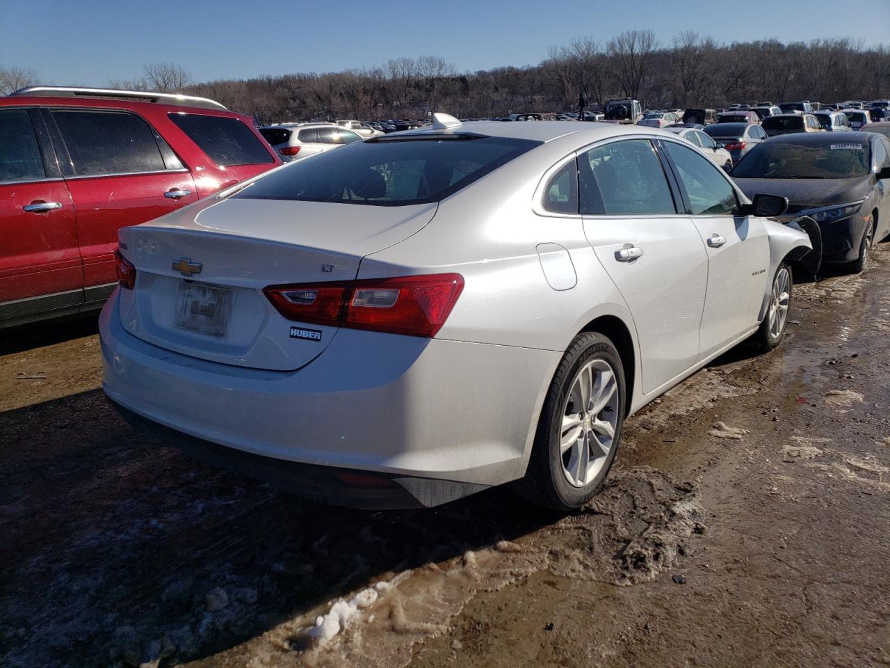 Photo 4 from auction – 2017 CHEVROLET MALIBU LT with VIN 1G1ZE5ST6HF237722