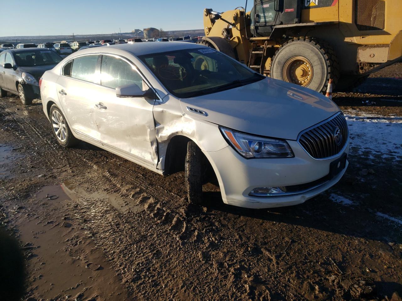 BUICK LACROSSE 2014 with VIN 1G4GB5G36EF275054 - Photo from auction