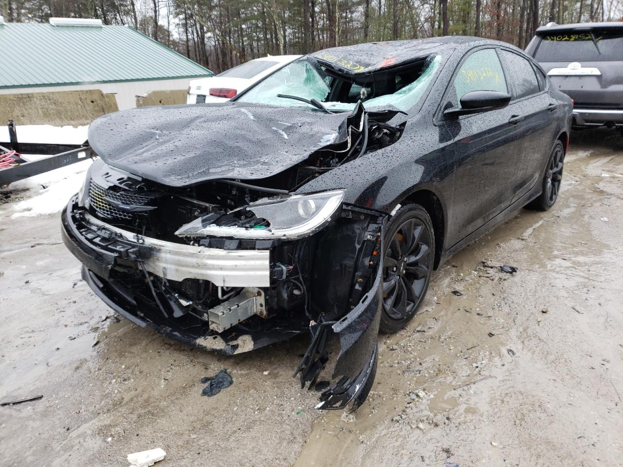 Photo 2 from auction – 2015 CHRYSLER 200 S with VIN 1C3CCCBG4FN582054