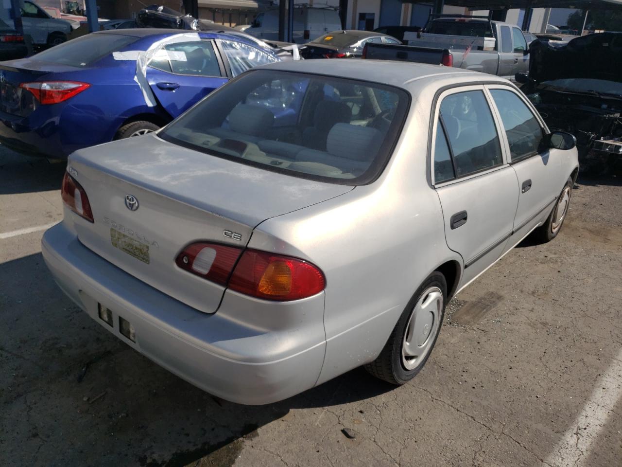 Photo 4 from auction – 2000 TOYOTA COROLLA VE with VIN 1NXBR12E5YZ404070