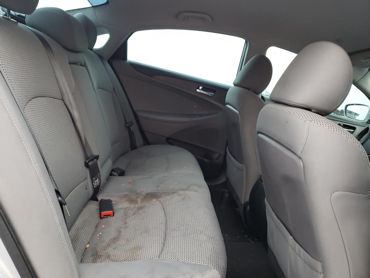 Photo 6 from auction – 2012 HYUNDAI SONATA GLS with VIN 5NPEB4AC2CH502452