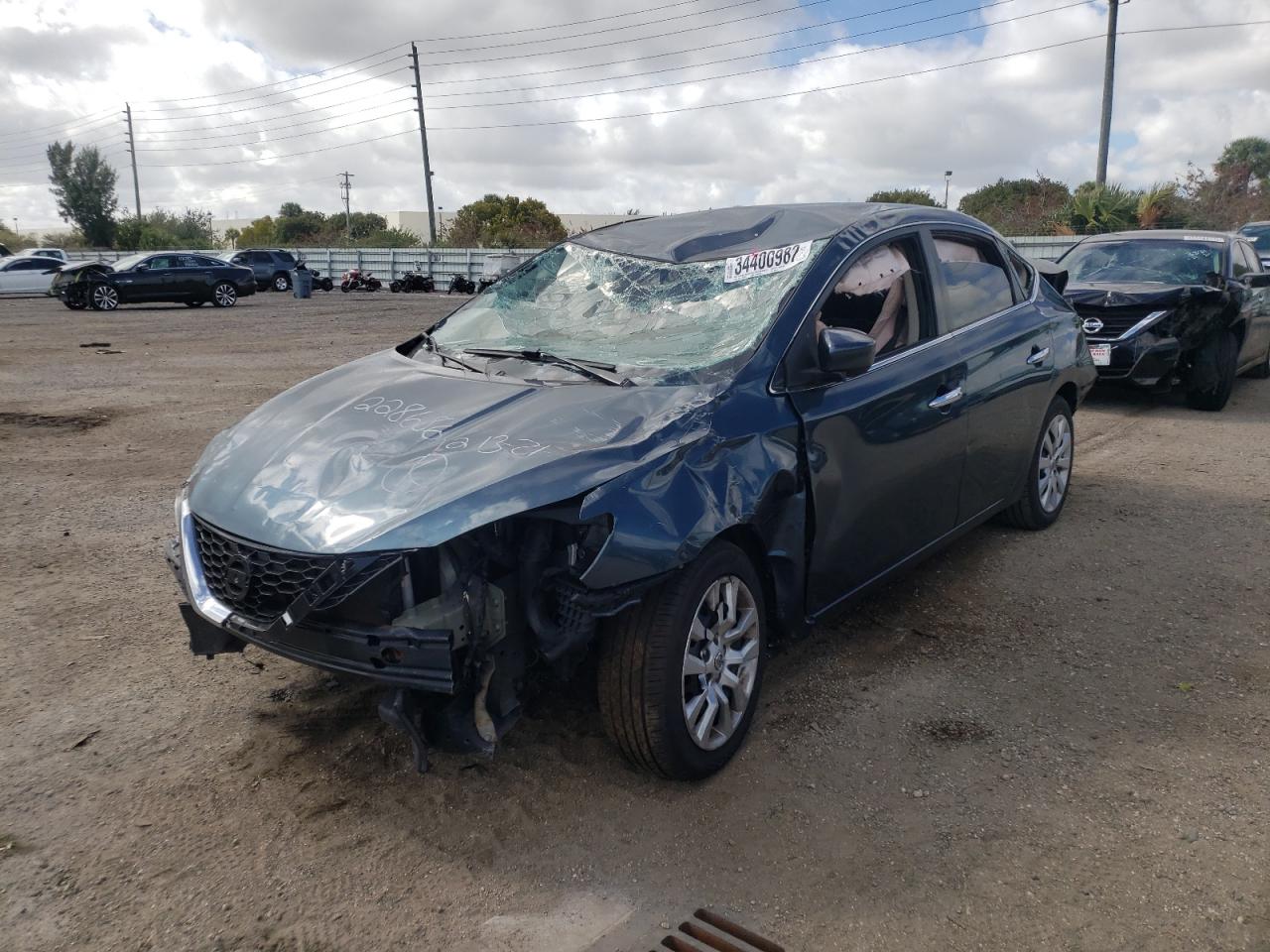 Photo 2 from auction – 2017 NISSAN SENTRA S with VIN 3N1AB7AP1HY356187