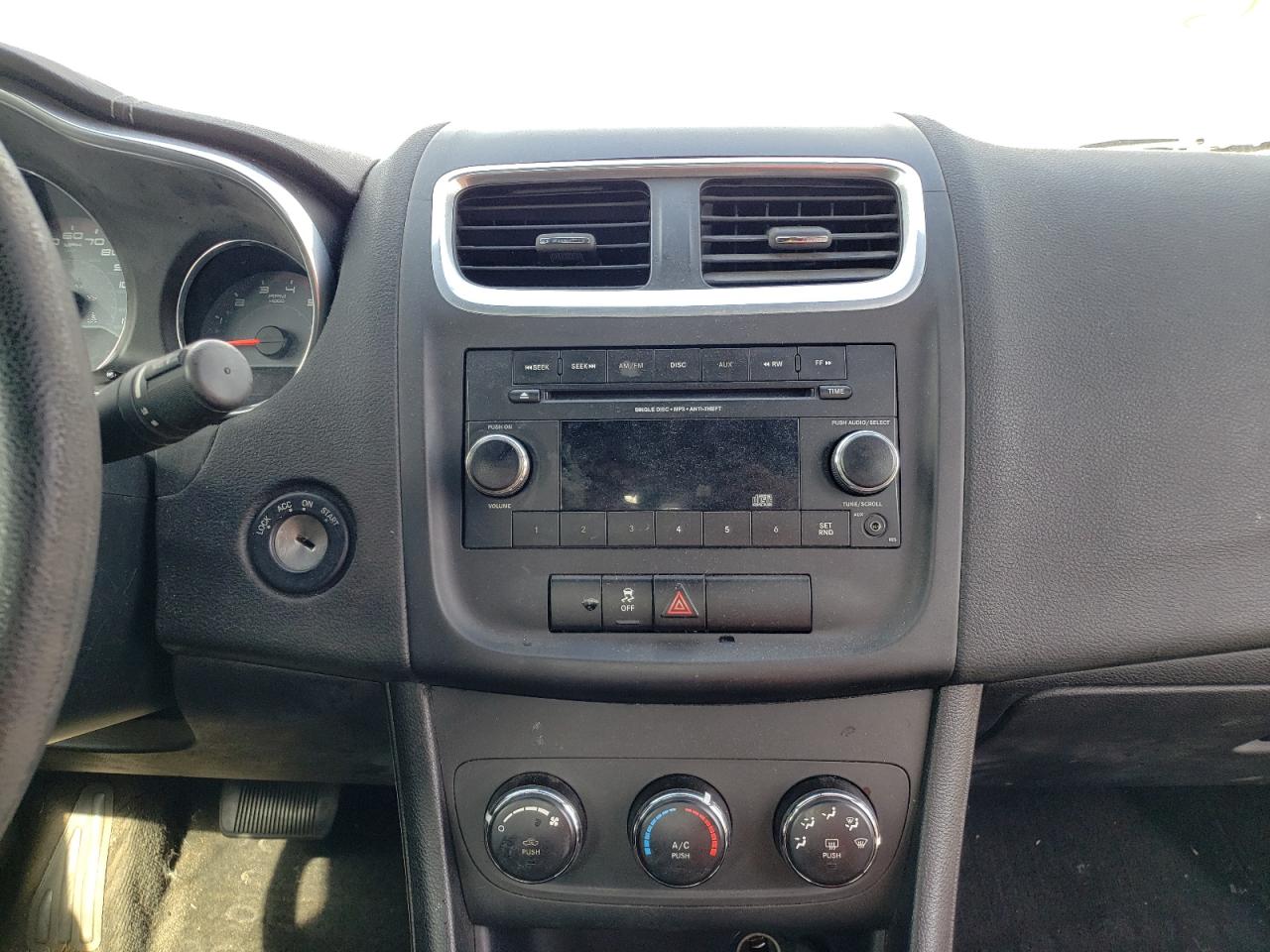 Photo 9 from auction – 2013 DODGE AVENGER SE with VIN 1C3CDZAB0DN565822