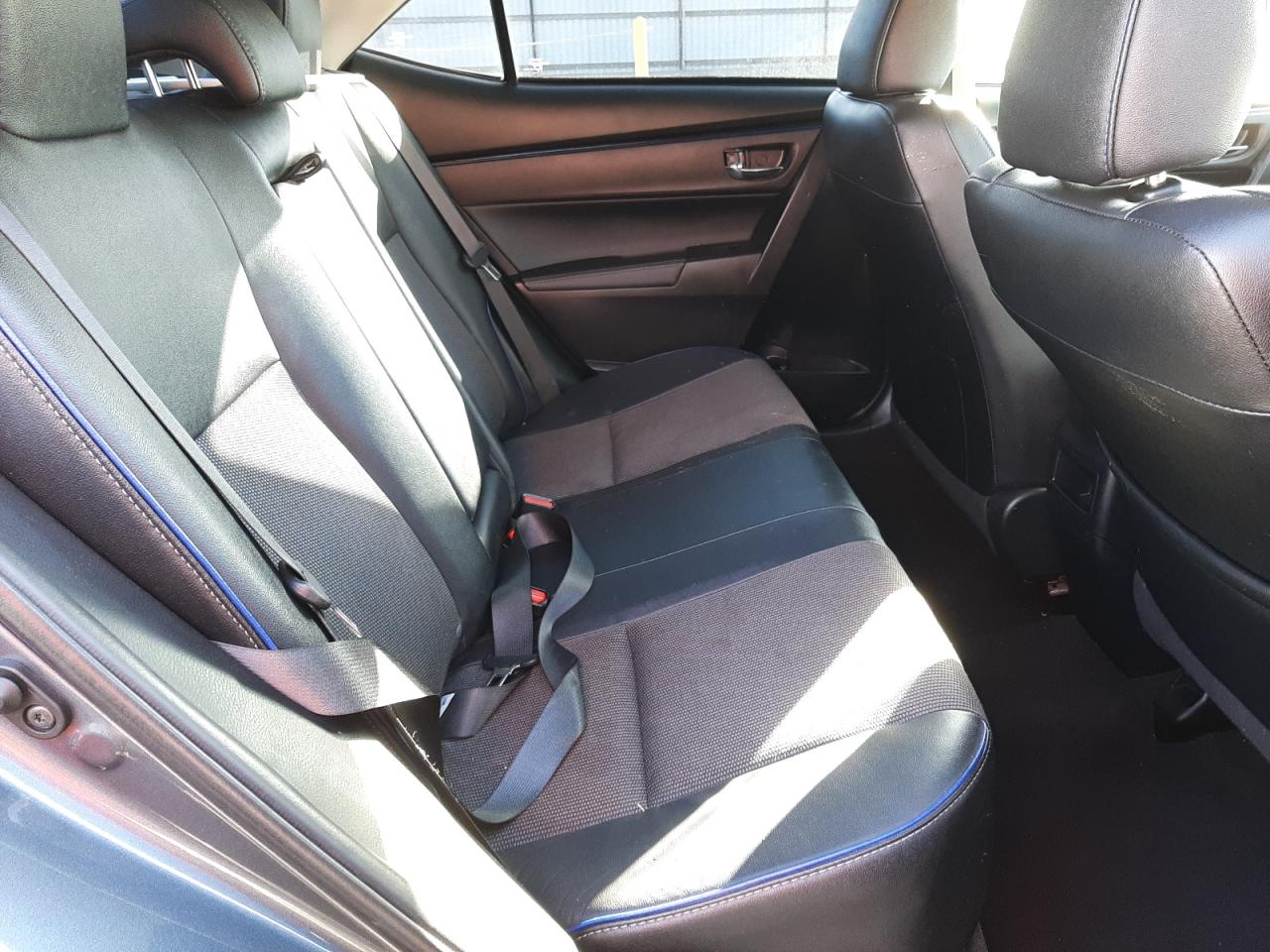 Photo 6 from auction – 2018 TOYOTA COROLLA L with VIN 2T1BURHE9JC093481