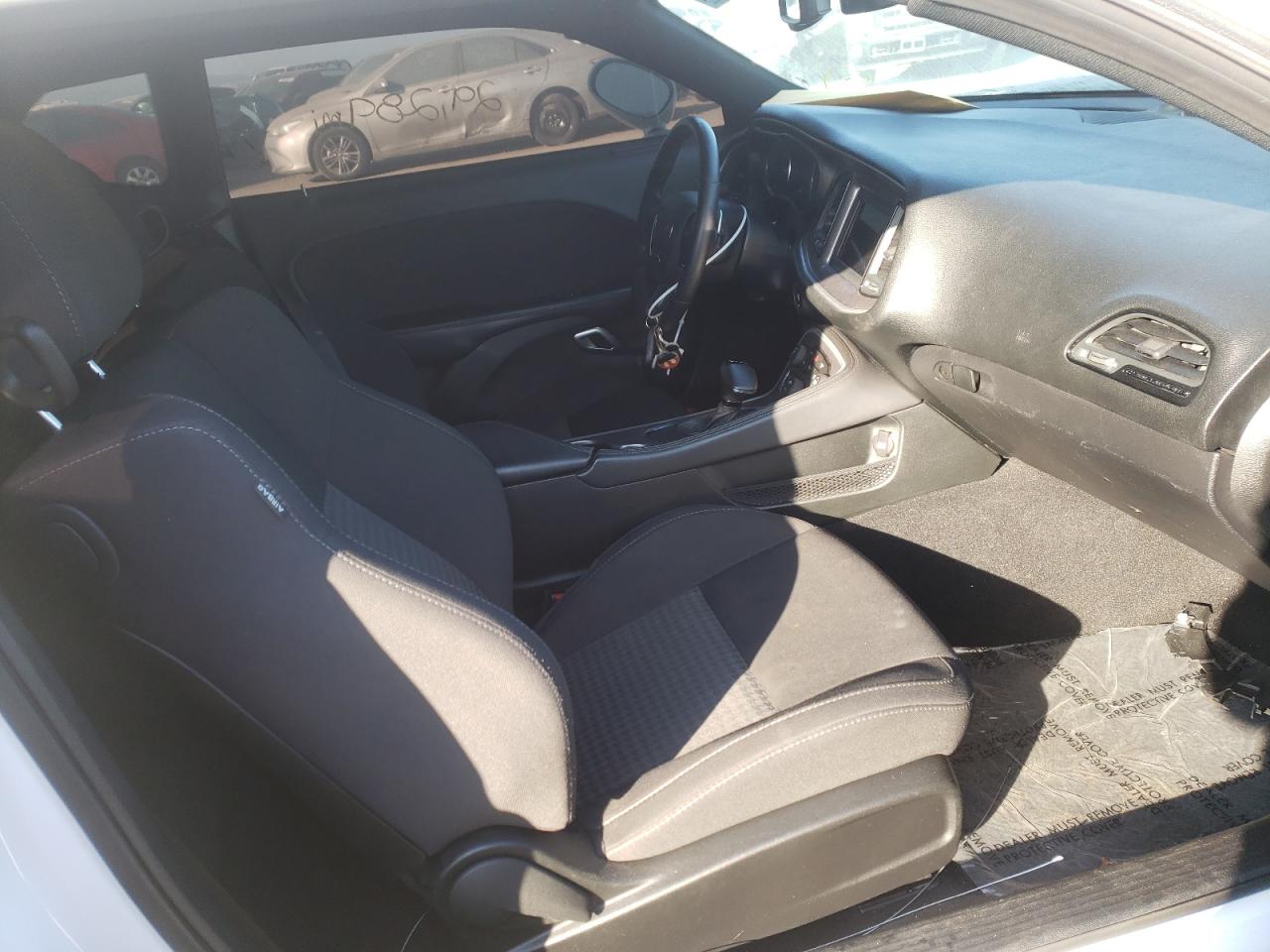 Photo 5 from auction – 2019 DODGE CHALLENGER with VIN 2C3CDZBT6KH593993