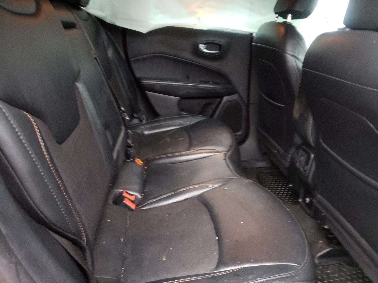 Photo 6 from auction – 2020 JEEP COMPASS LA with VIN 3C4NJDBB0LT241007