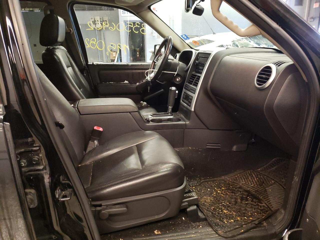 Photo 5 from auction – 2007 MERCURY MOUNTAINEE with VIN 4M2EU47E57UJ04502