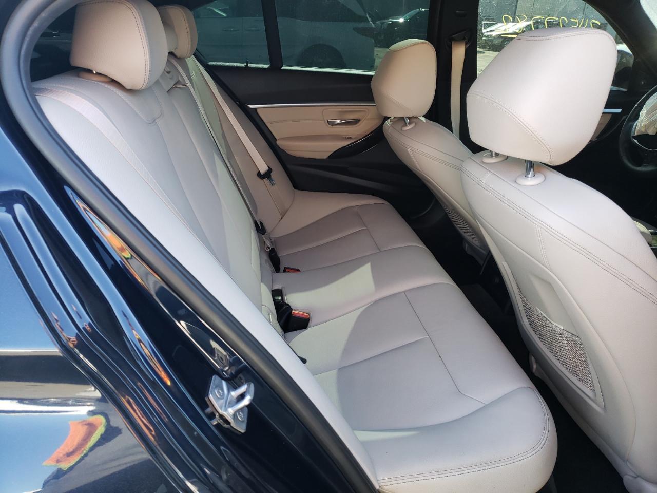 Photo 6 from auction – 2016 BMW 340 I with VIN WBA8B3C5XGK383690