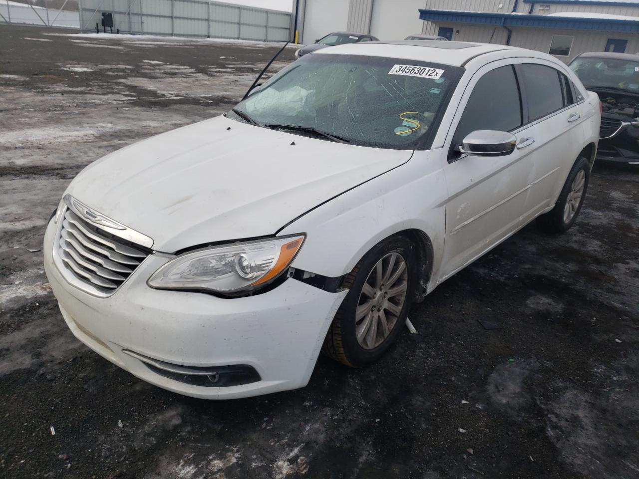 Photo 2 from auction – 2014 CHRYSLER 200 LIMITE with VIN 1C3CCBCG5EN236277