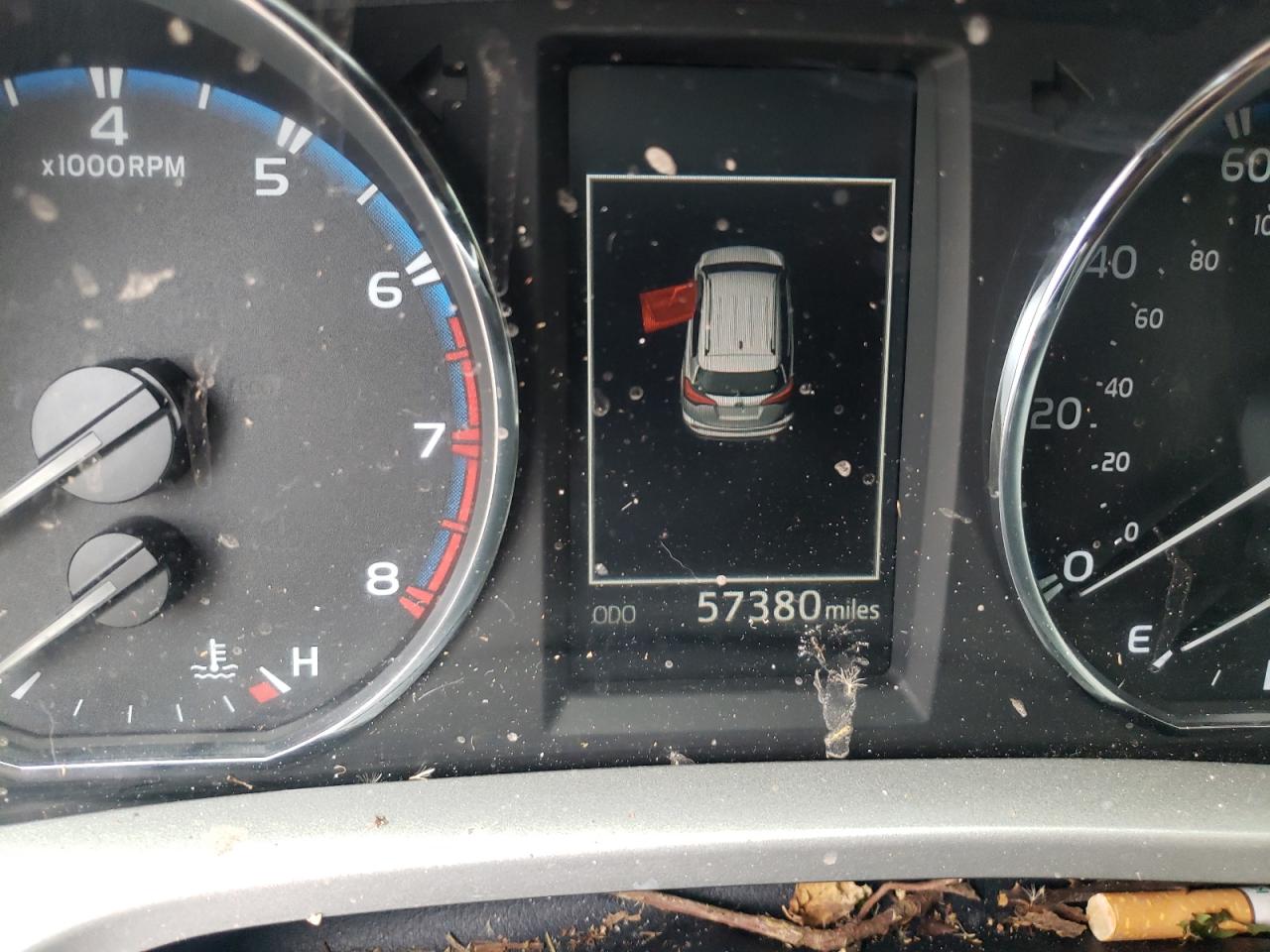 Photo 8 from auction – 2016 TOYOTA RAV4 XLE with VIN JTMWFREV0GJ093222