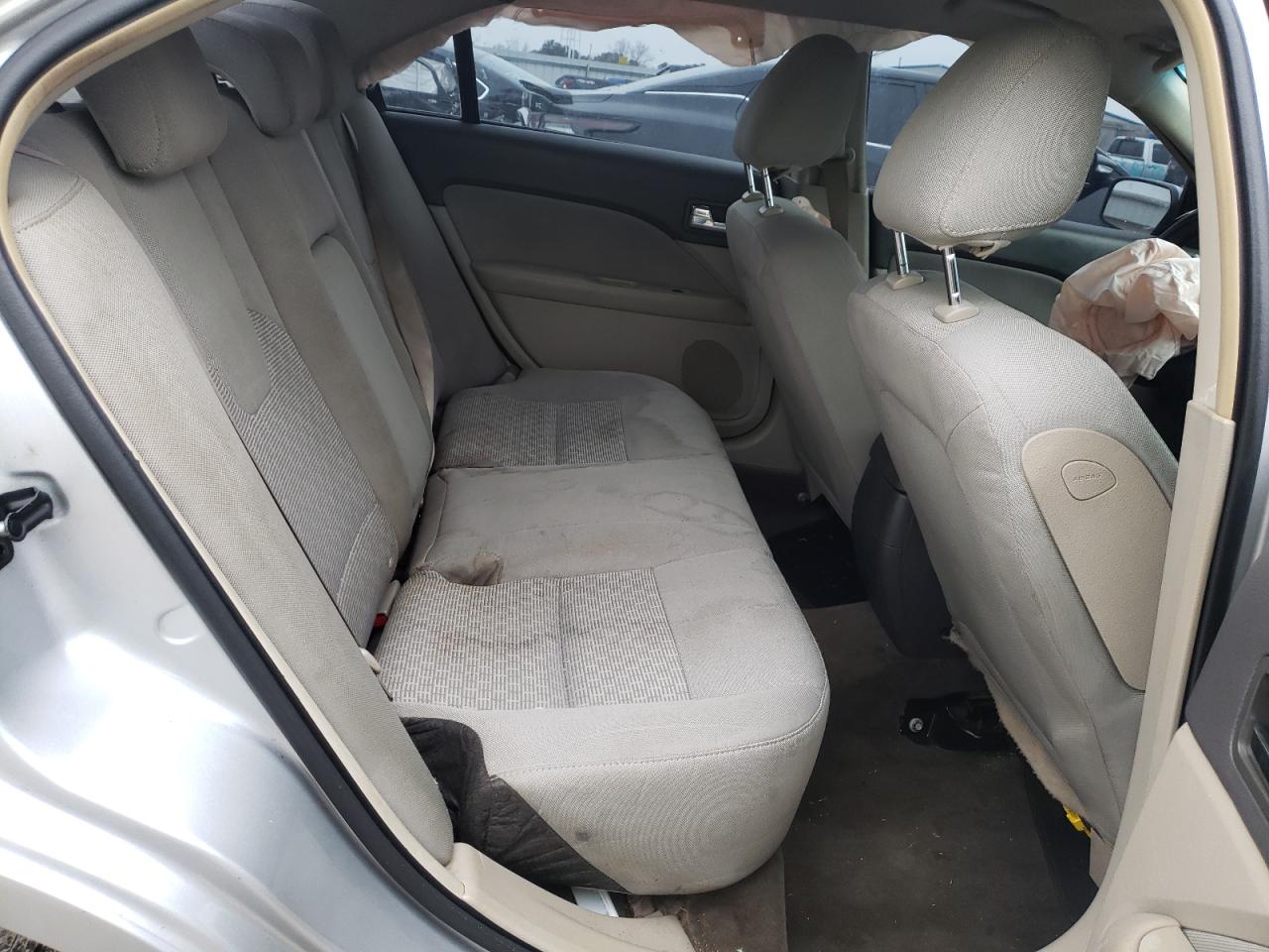 Photo 6 from auction – 2010 FORD FUSION S with VIN 3FAHP0GA6AR384192
