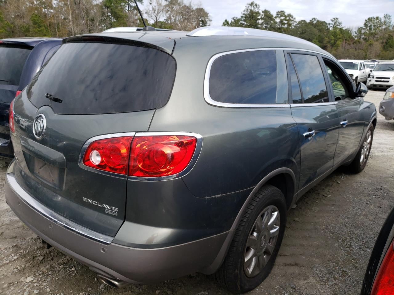 Photo 4 from auction – 2011 BUICK ENCLAVE CX with VIN 5GAKRCED9BJ158704