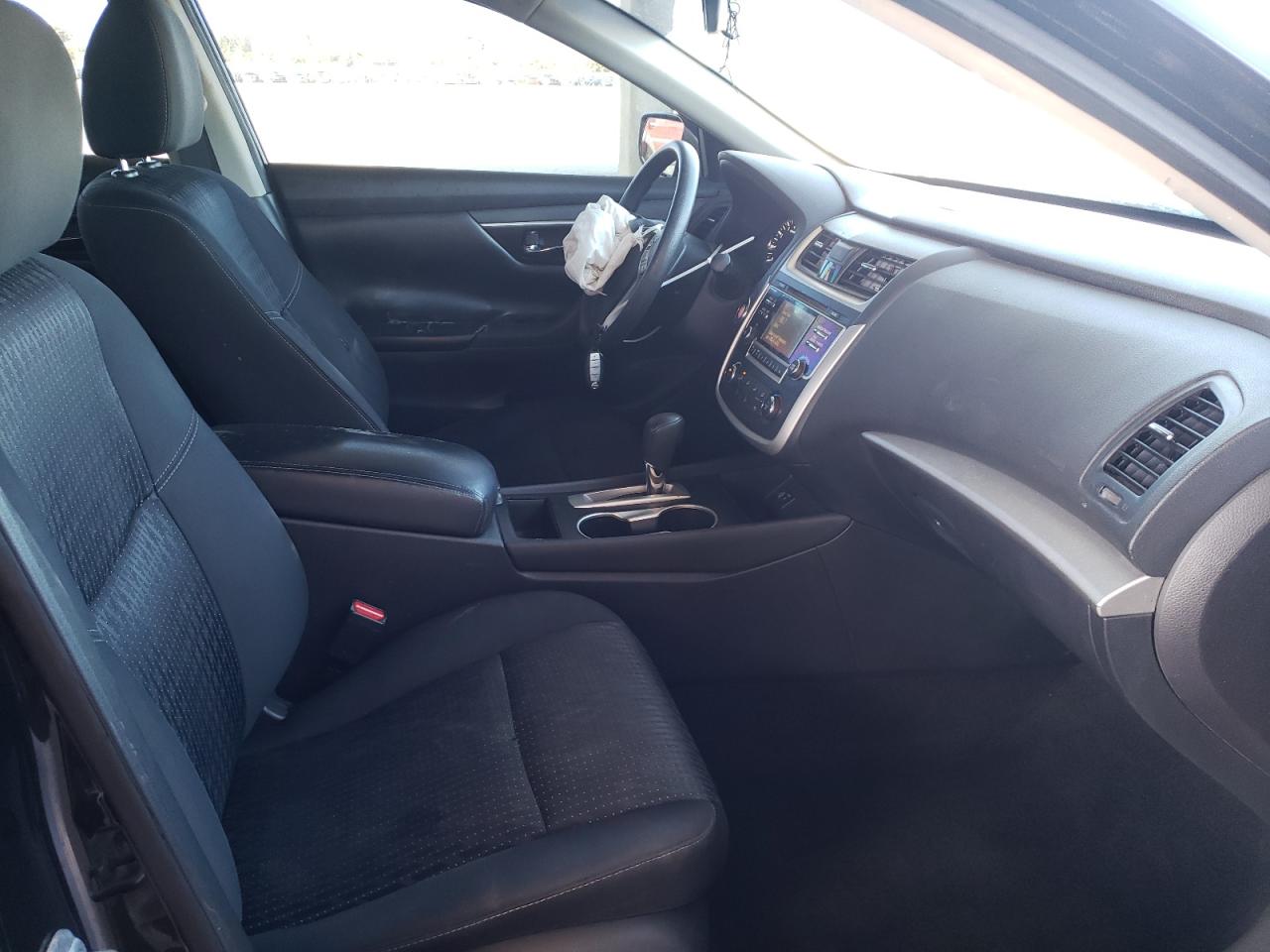 Photo 5 from auction – 2017 NISSAN ALTIMA 2.5 with VIN 1N4AL3AP4HC151092