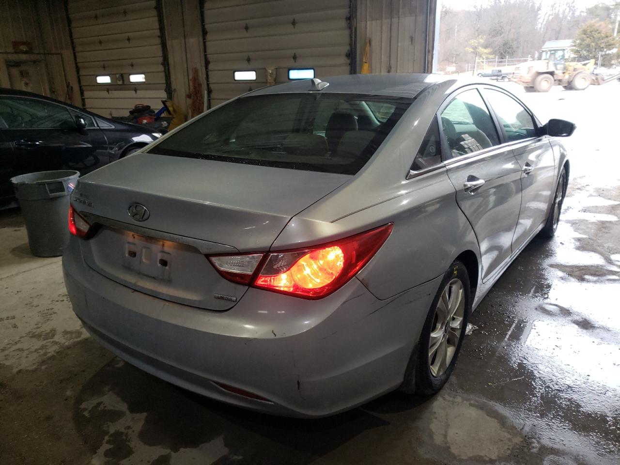 Photo 4 from auction – 2013 HYUNDAI SONATA GLS with VIN 5NPEC4AC1DH603822