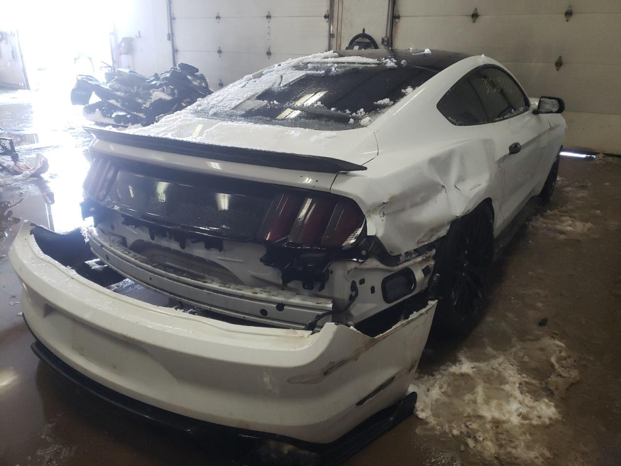 Photo 4 from auction – 2017 FORD MUSTANG with VIN 1FA6P8AM4H5313014
