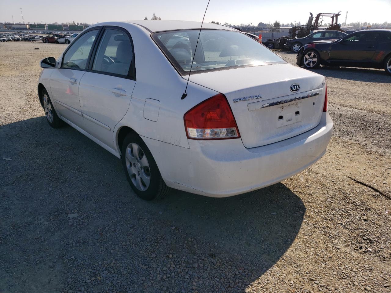 Photo 3 from auction – 2007 KIA SPECTRA EX with VIN KNAFE122275428369
