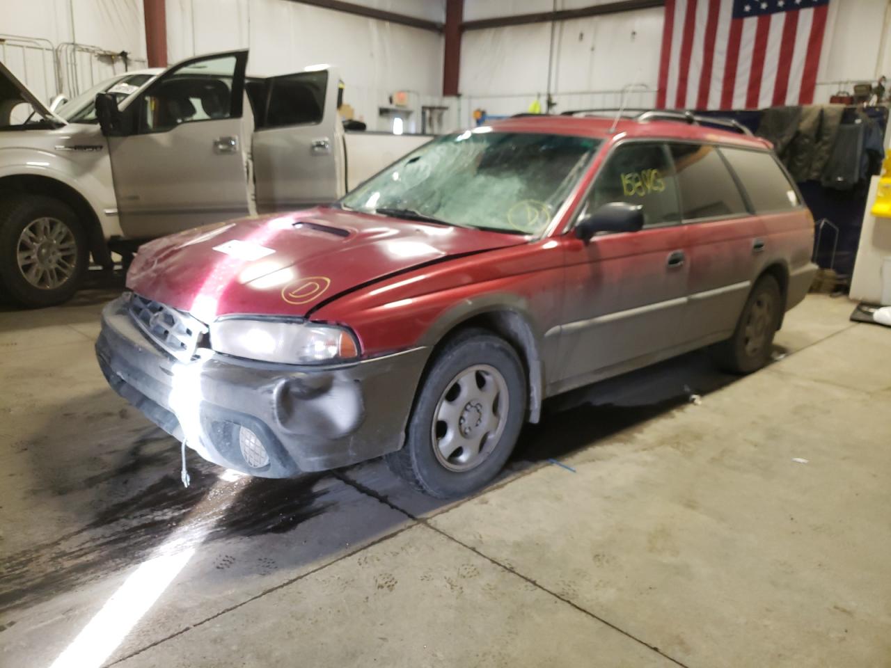 Photo 2 from auction – 1996 SUBARU LEGACY with VIN 4S3BG6857T7381221