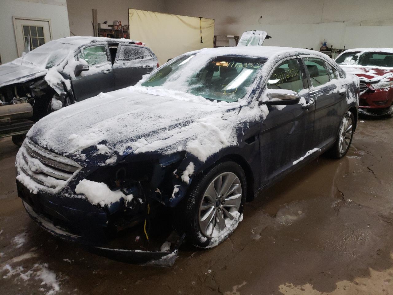 Photo 2 from auction – 2012 FORD TAURUS LIM with VIN 1FAHP2JW4CG112296