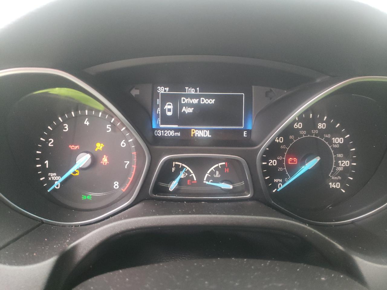 Foto 8 de la subasta – 2018 FORD FOCUS SE con VIN 1FADP3F28JL248557