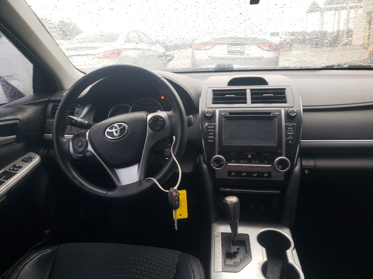 Photo 9 from auction – 2014 TOYOTA CAMRY L with VIN 4T1BF1FK0EU832813