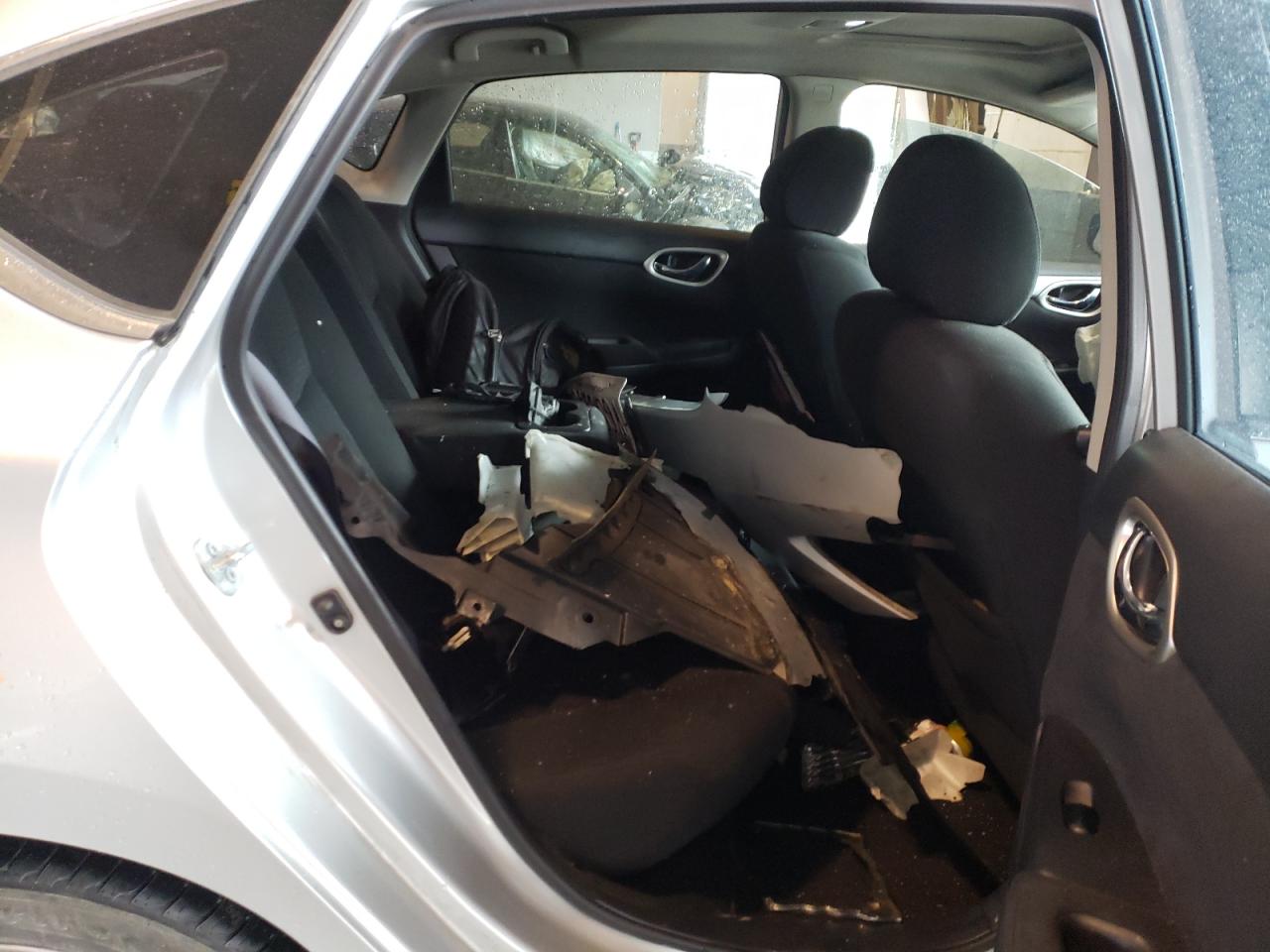 Photo 6 from auction – 2013 NISSAN SENTRA S with VIN 3N1AB7AP2DL564523