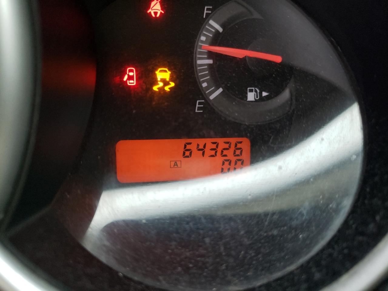 صورة رقم 8 من المزاد - 2011 NISSAN VERSA S مع VIN 3N1BC1CP6BL492573