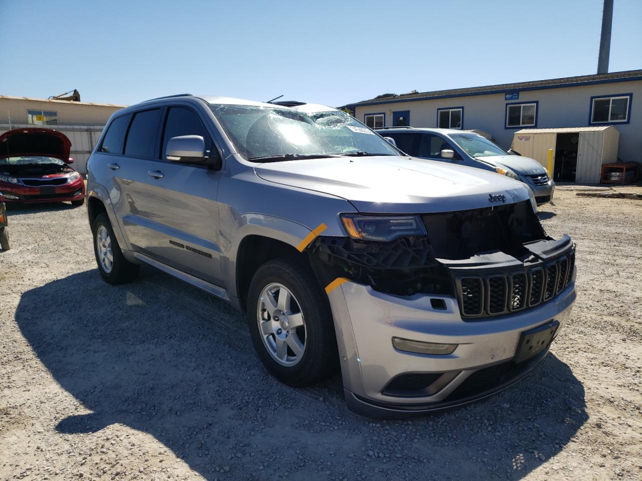 JEEP GRAND CHER 2018 with VIN 1C4RJFCG9JC285023 - Photo from auction