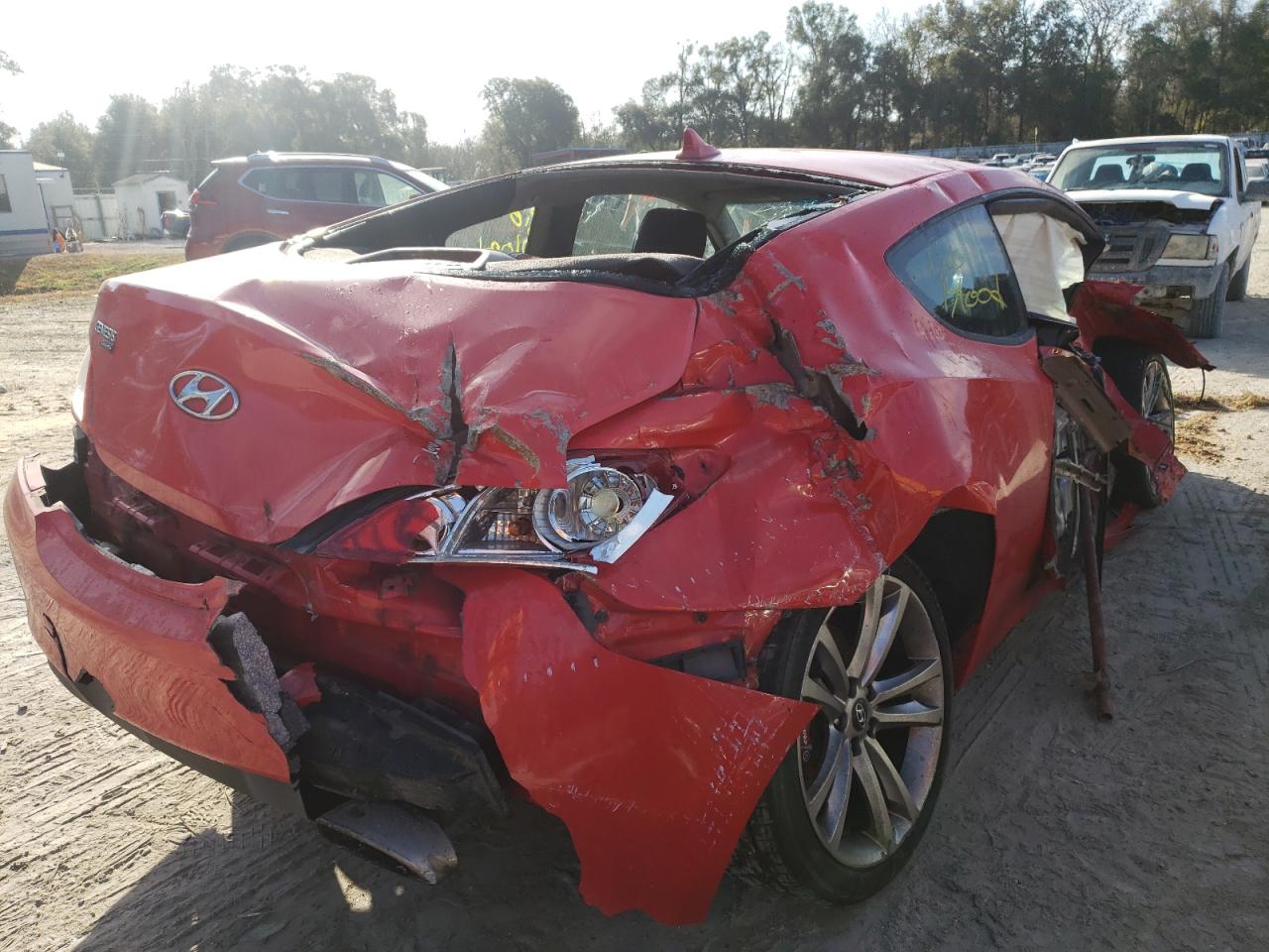 Photo 4 from auction – 2011 HYUNDAI GENESIS CO with VIN KMHHU6KH8BU050780