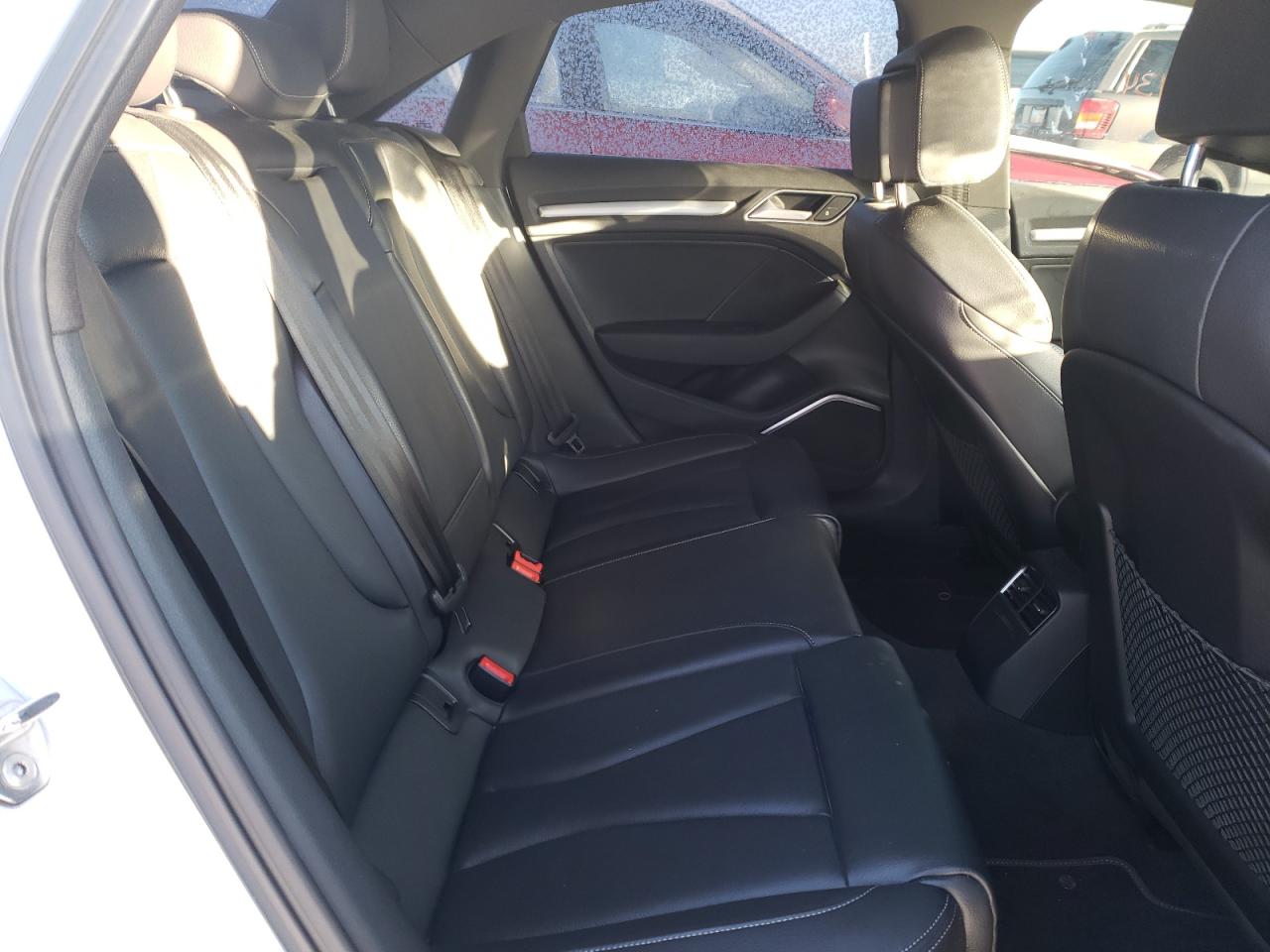 Photo 6 from auction – 2017 AUDI S3 PREMIUM with VIN WAUB1GFF4H1078522