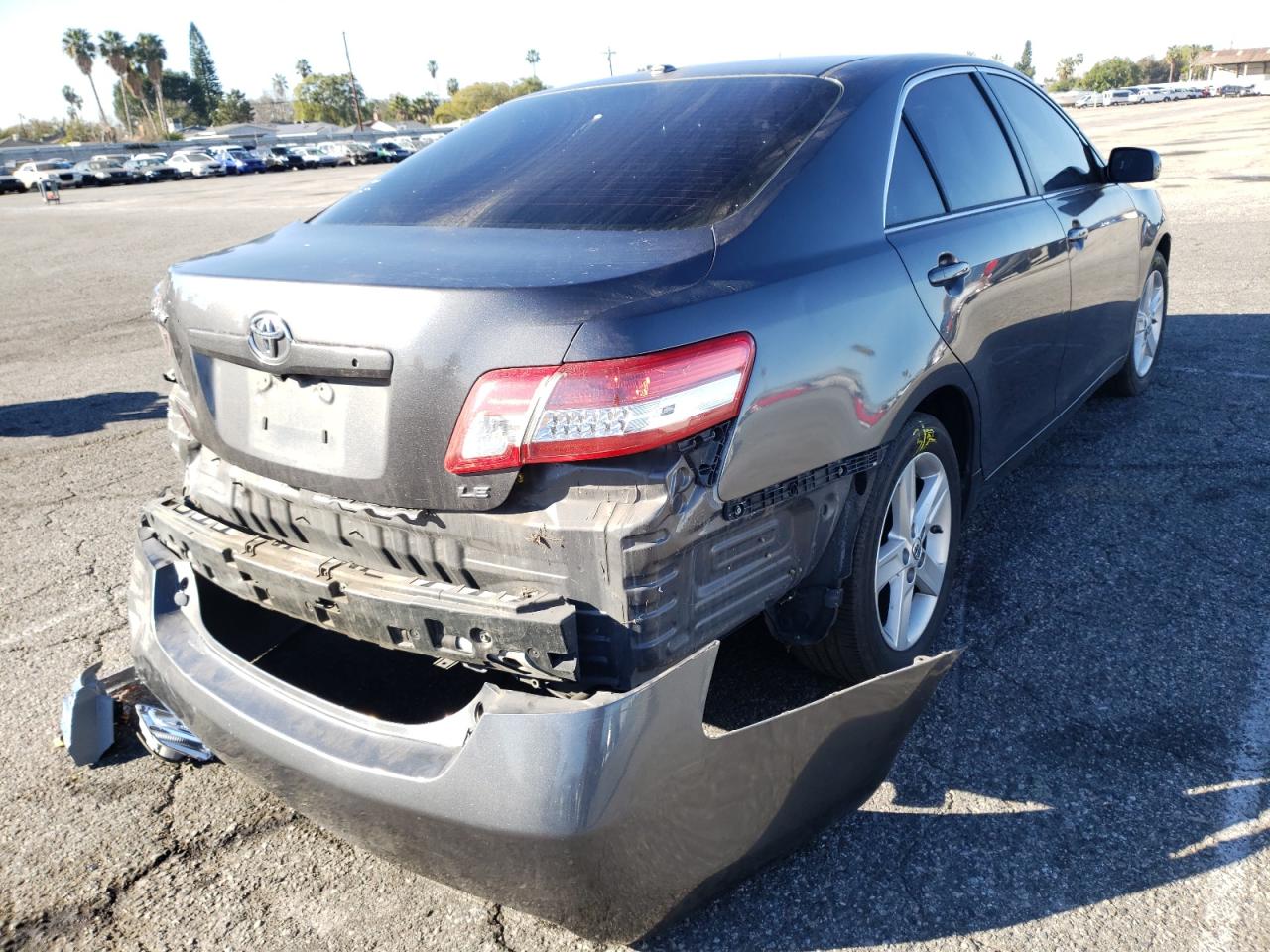 Photo 4 from auction – 2010 TOYOTA CAMRY BASE with VIN 4T1BF3EK2AU035566