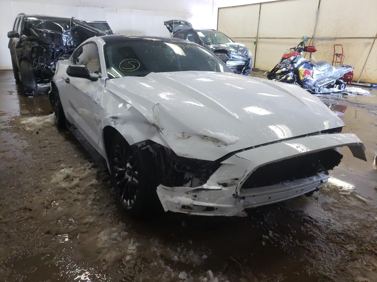 FORD MUSTANG 2017 with VIN 1FA6P8AM4H5313014 - Photo from auction