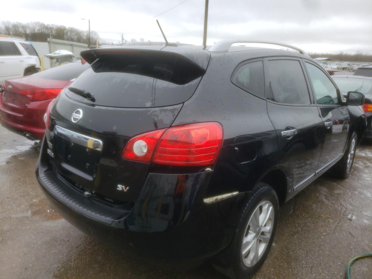 Photo 4 from auction – 2013 NISSAN ROGUE S with VIN JN8AS5MT7DW512412