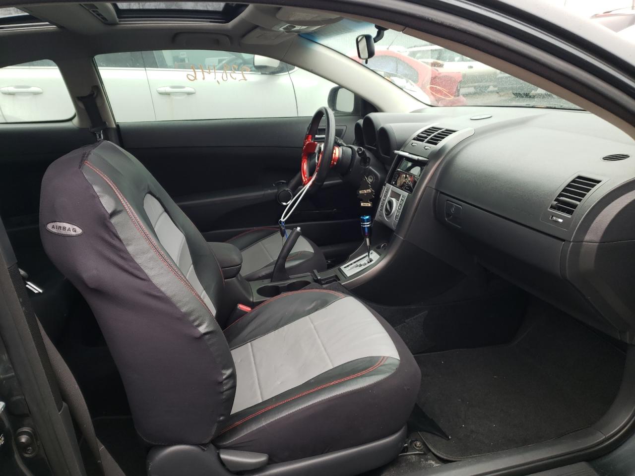 Photo 5 from auction – 2005 TOYOTA SCION TC with VIN JTKDE177450035765