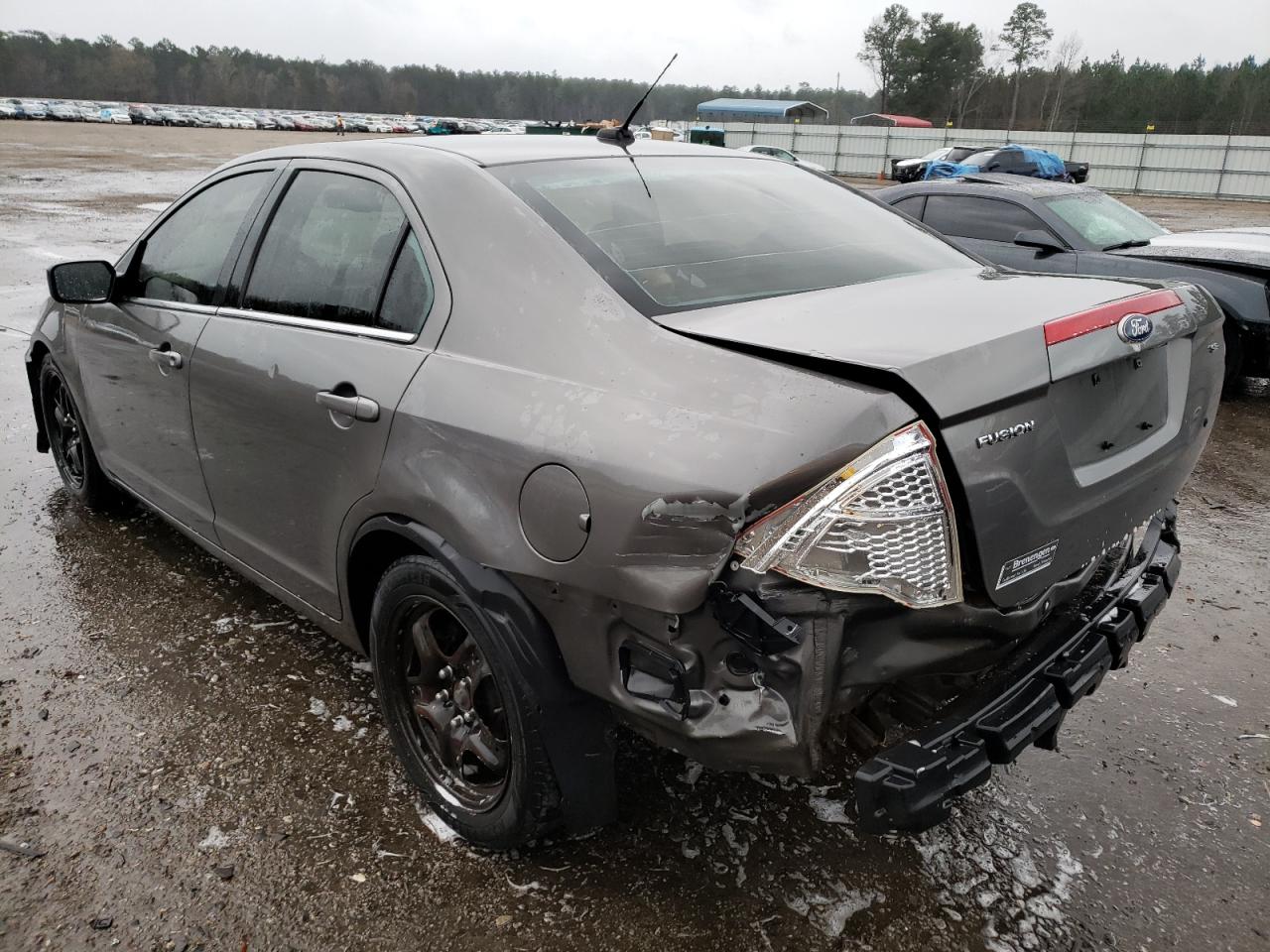 Photo 3 from auction – 2010 FORD FUSION with VIN 3FAHP0HA4AR418600