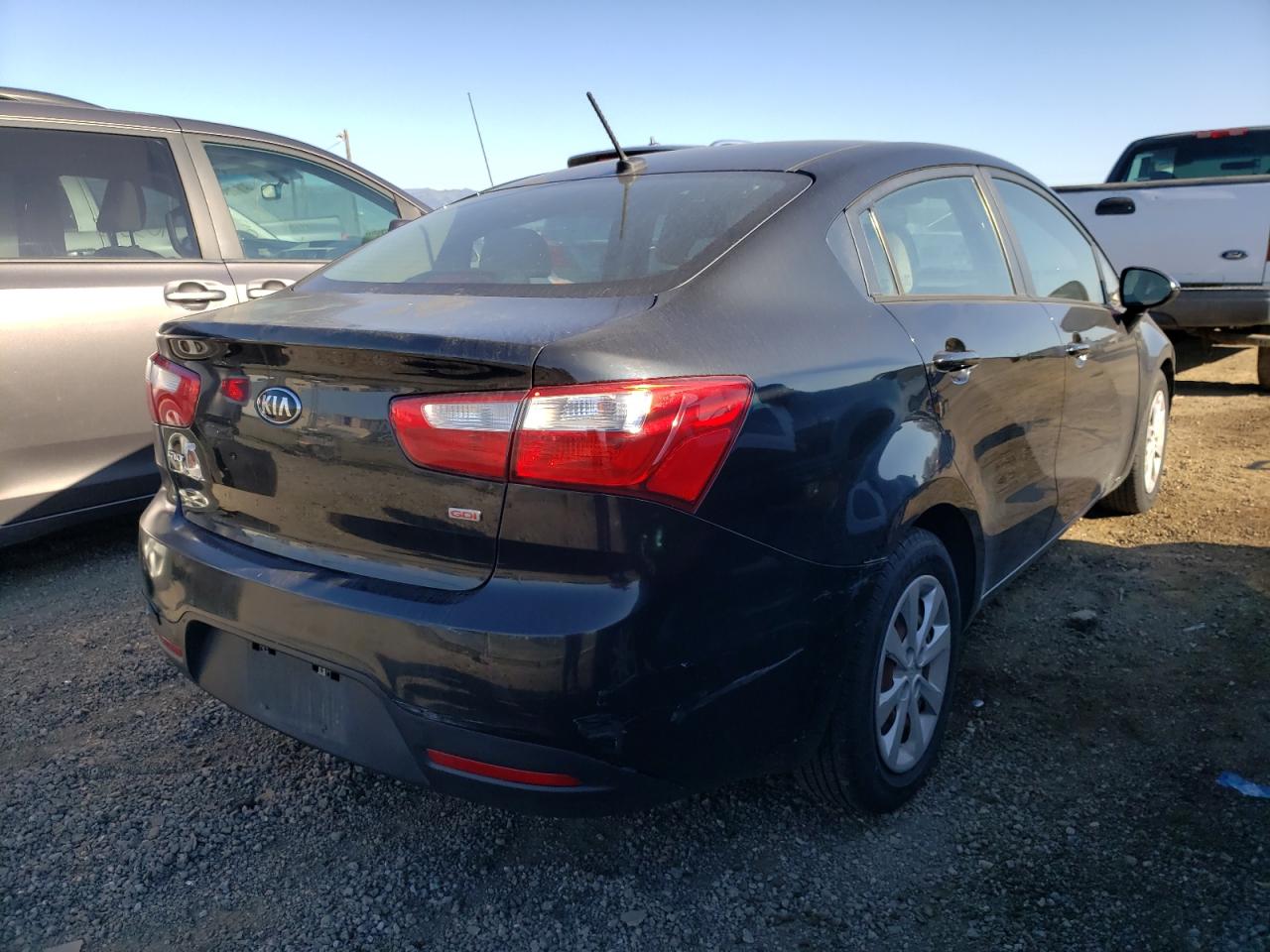 Photo 4 from auction – 2015 KIA RIO LX with VIN KNADM4A31F6460681