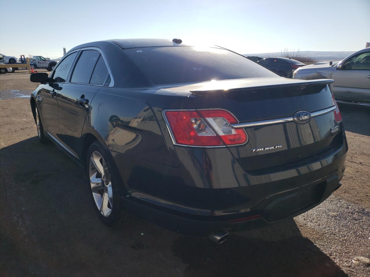 Photo 3 from auction – 2010 FORD TAURUS SHO with VIN 1FAHP2KT2AG160686