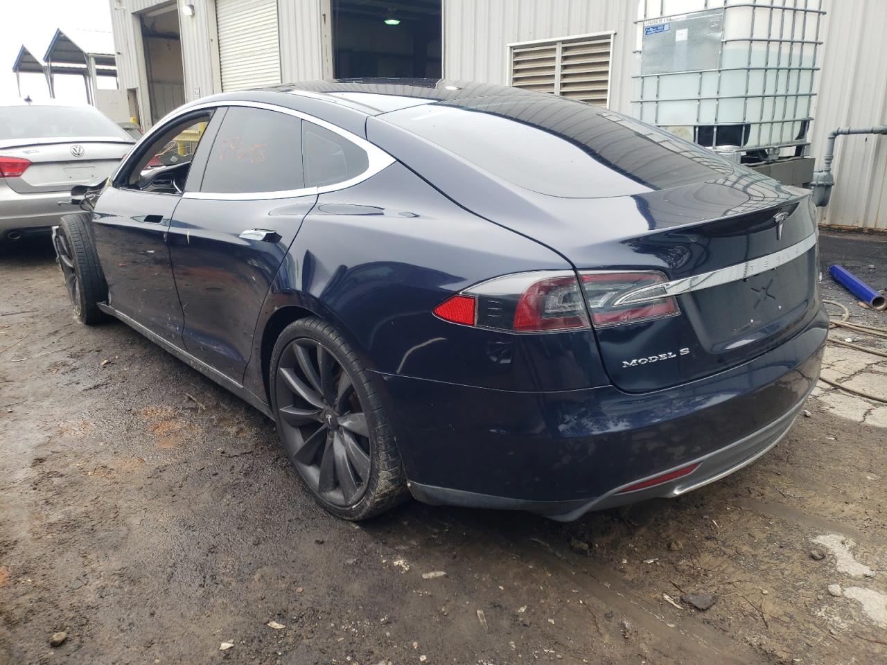 Photo 3 from auction – 2014 TESLA MODEL S with VIN 5YJSA1H18EFP31714