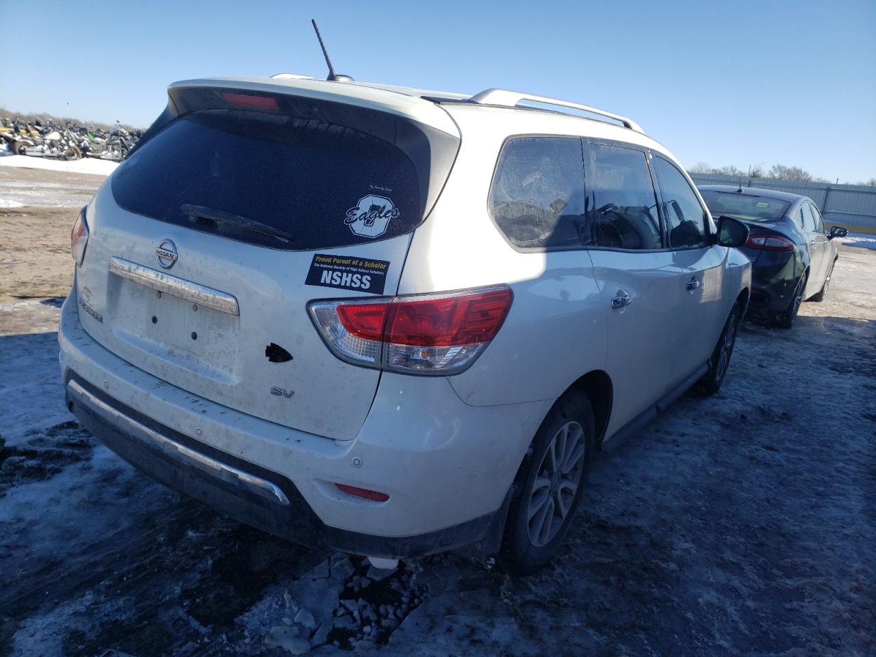 Photo 4 from auction – 2016 NISSAN PATHFINDER with VIN 5N1AR2MN3GC614105