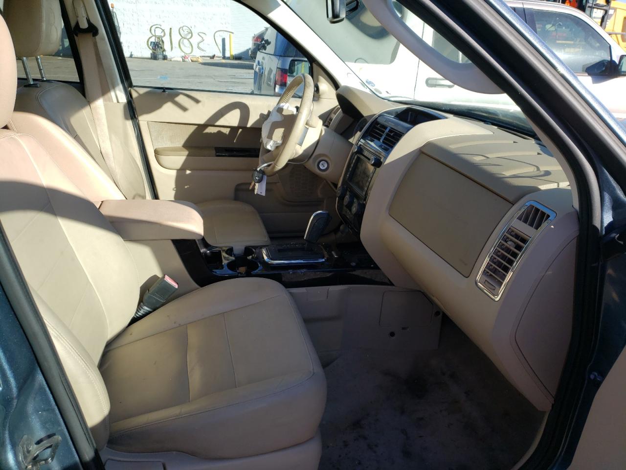 Photo 5 from auction – 2011 FORD ESCAPE LIM with VIN 1FMCU0EG1BKB29133