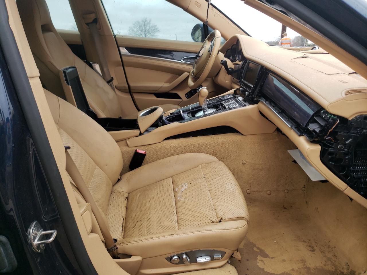 Photo 5 from auction – 2014 PORSCHE PANAMERA 2 with VIN WP0AA2A76EL007128