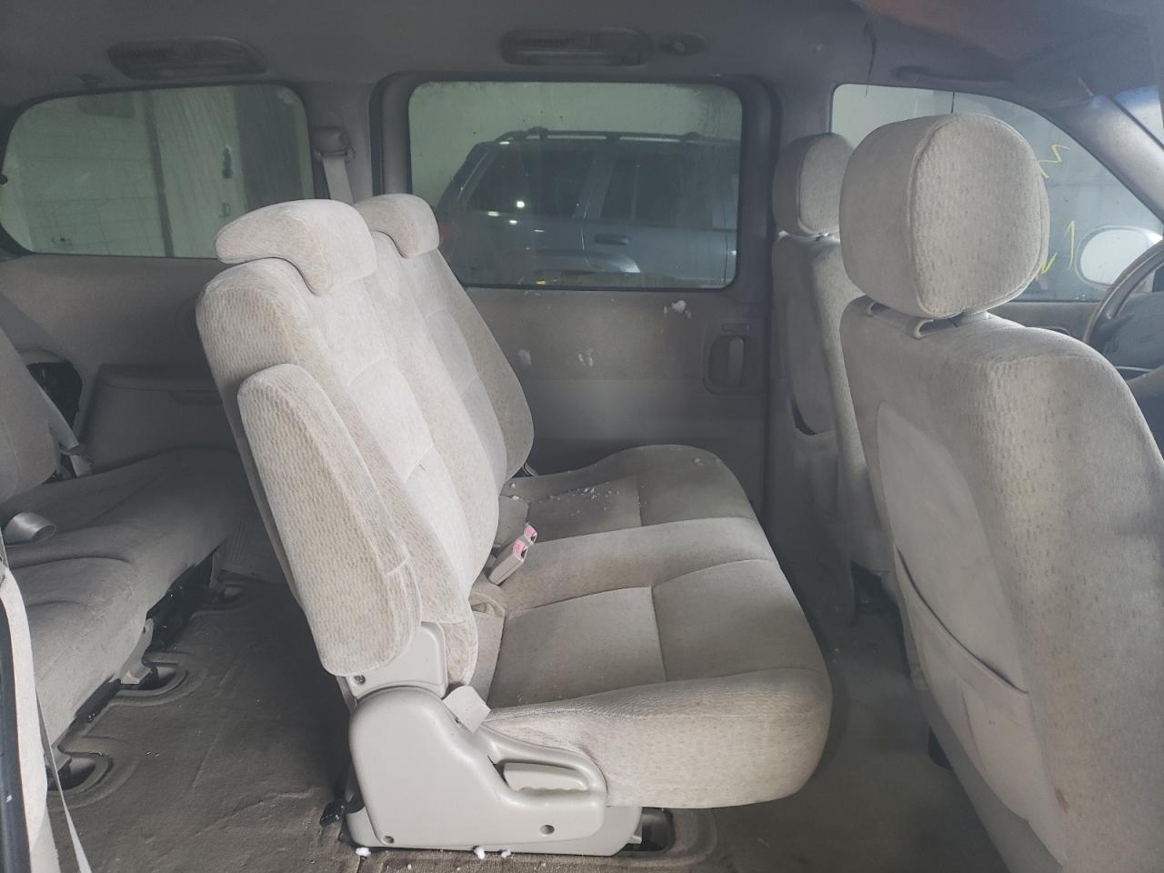 Photo 6 from auction – 2005 KIA SEDONA EX with VIN KNDUP132056720290