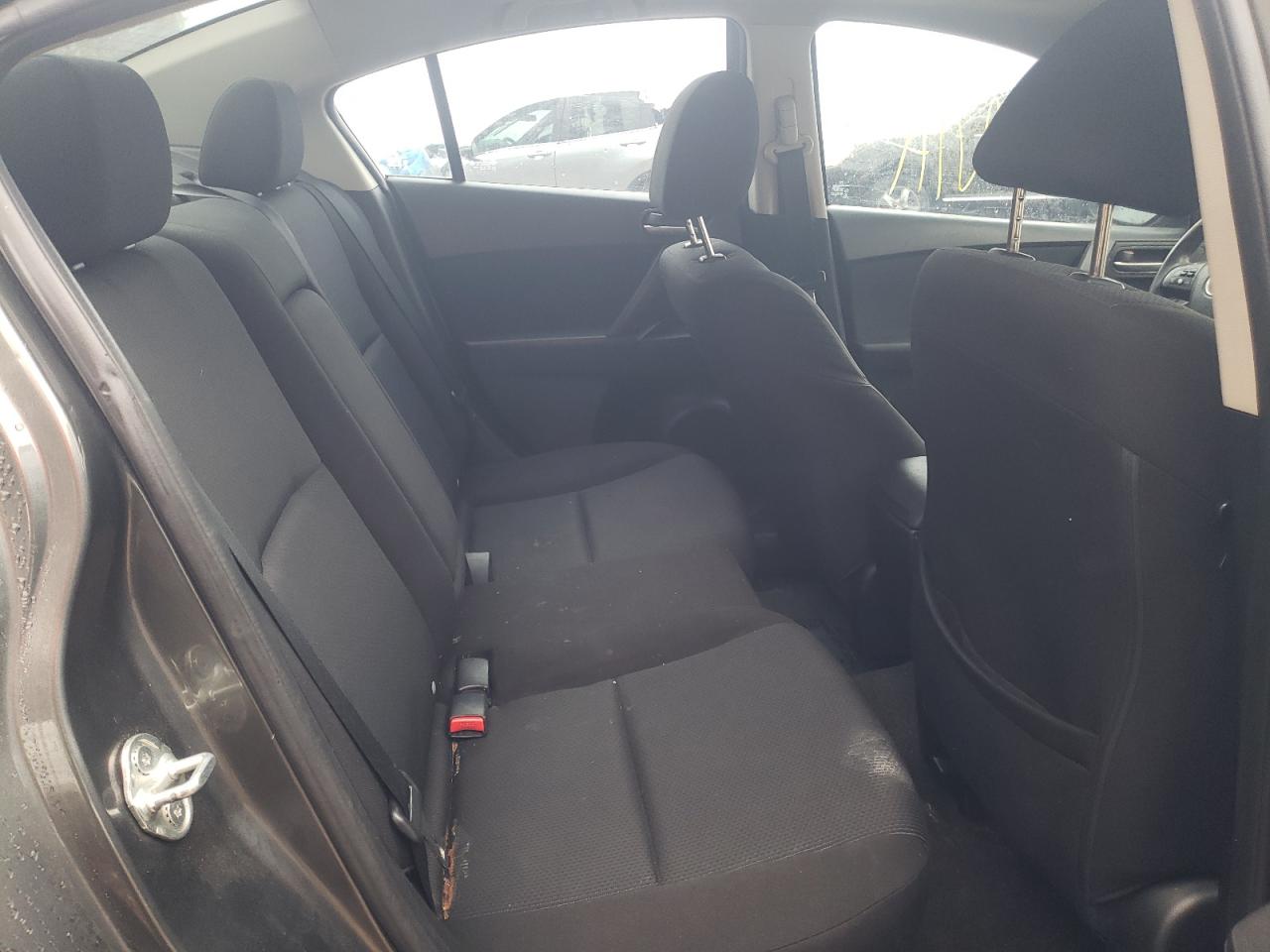 Photo 6 from auction – 2011 MAZDA 3 I with VIN JM1BL1VF3B1458793