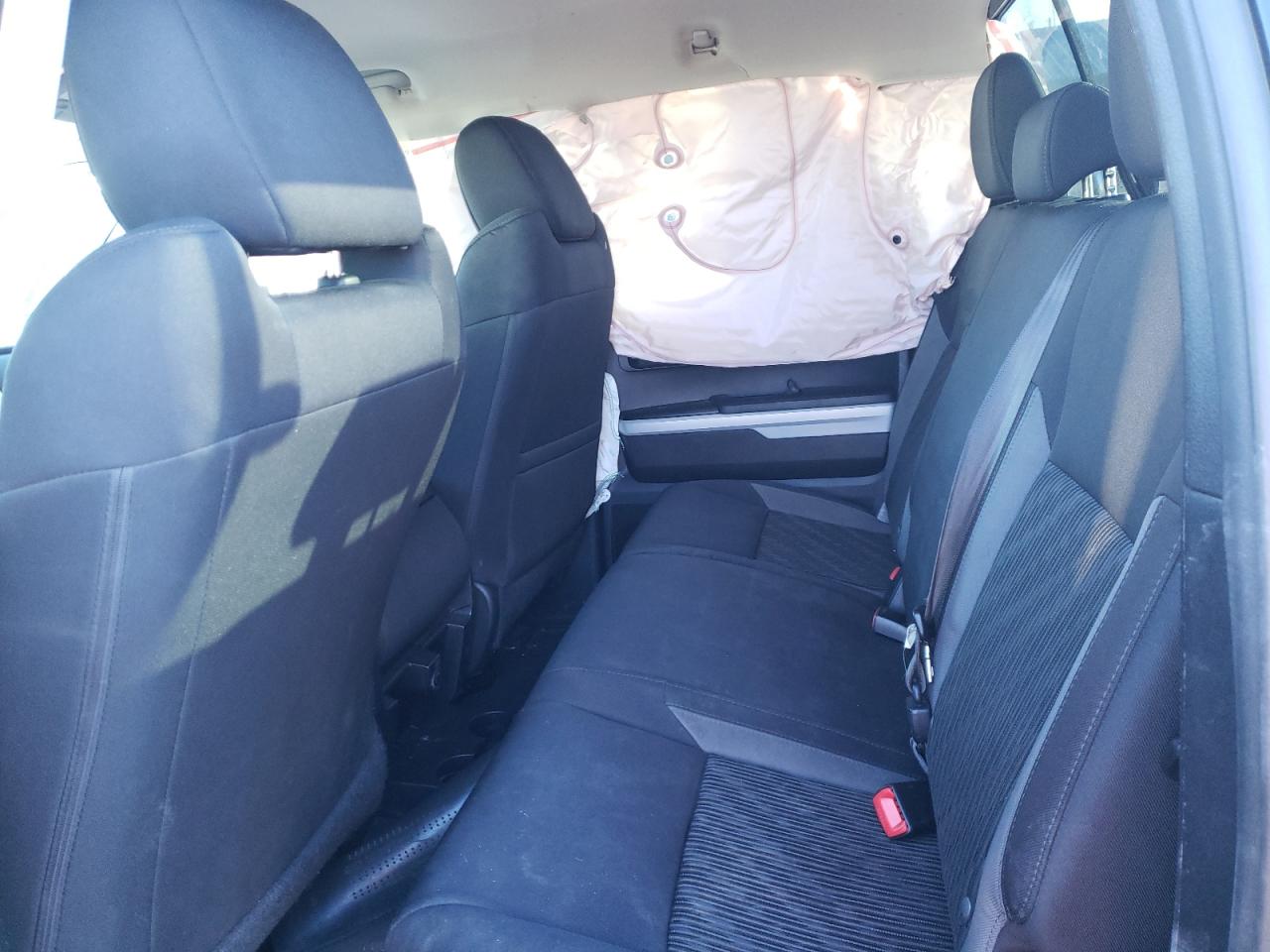 Photo 6 from auction – 2014 TOYOTA TUNDRA DOU with VIN 5TFUM5F18EX050520