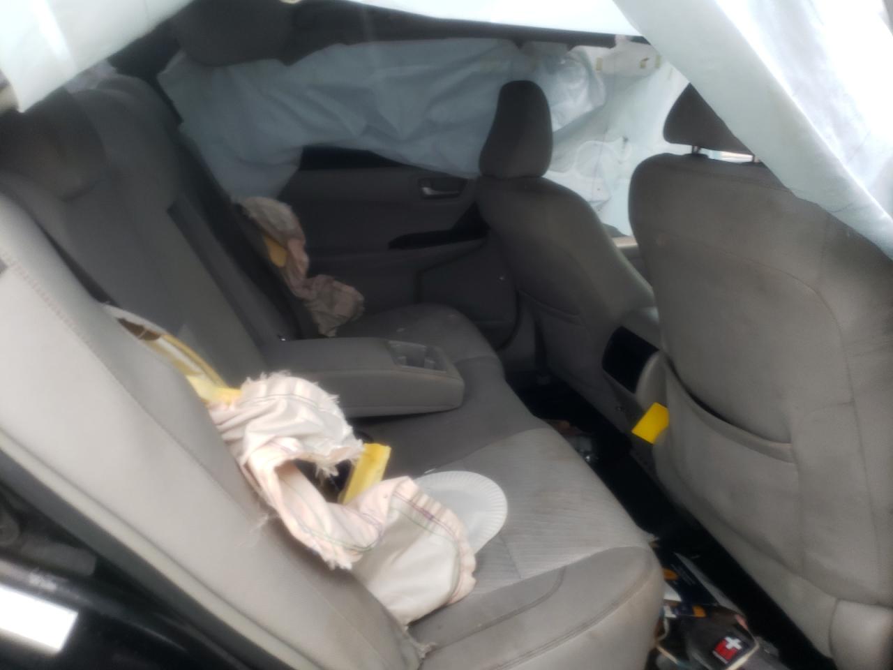 Photo 6 from auction – 2017 TOYOTA CAMRY LE with VIN 4T1BF1FK8HU690067