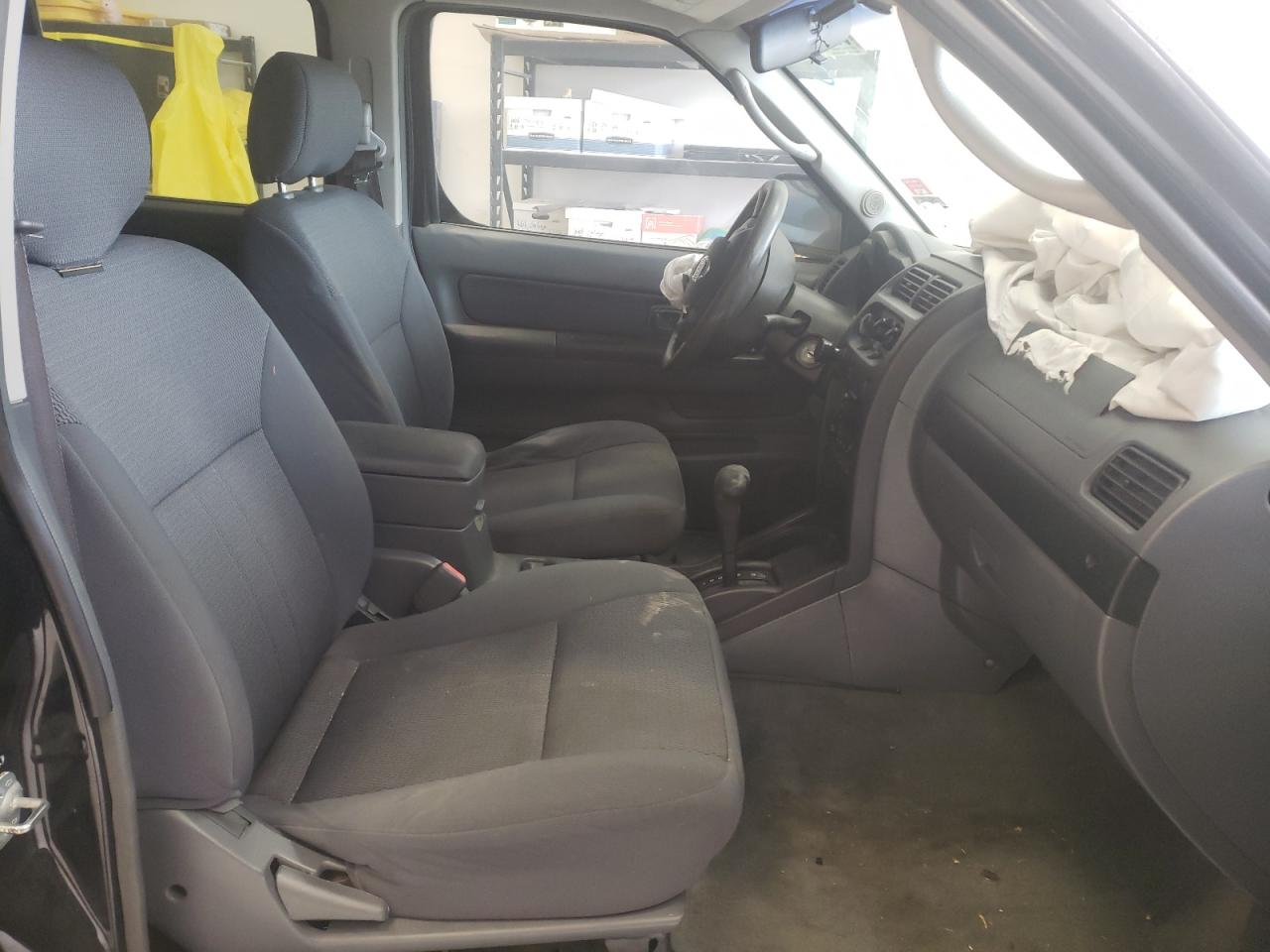 Photo 5 from auction – 2002 NISSAN FRONTIER C with VIN 1N6ED27T42C336237