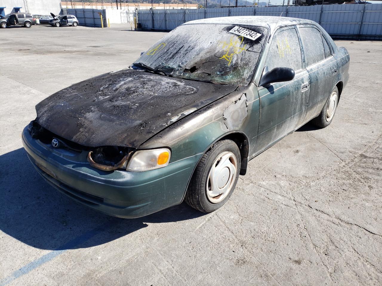 Photo 2 from auction – 2000 TOYOTA COROLLA VE with VIN 1NXBR12E2YZ362568