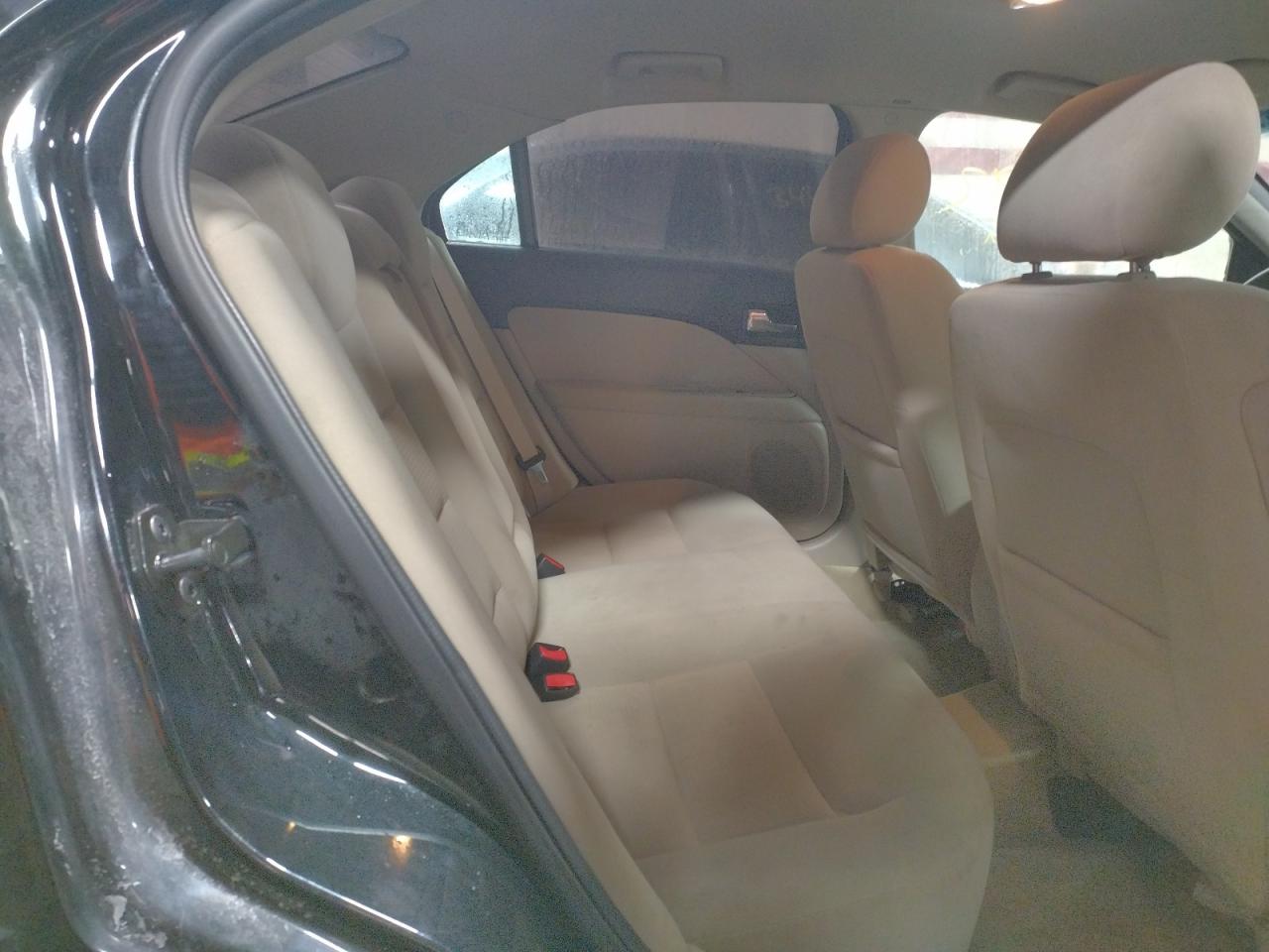 Photo 6 from auction – 2007 FORD FUSION SE with VIN 3FAHP07147R225079