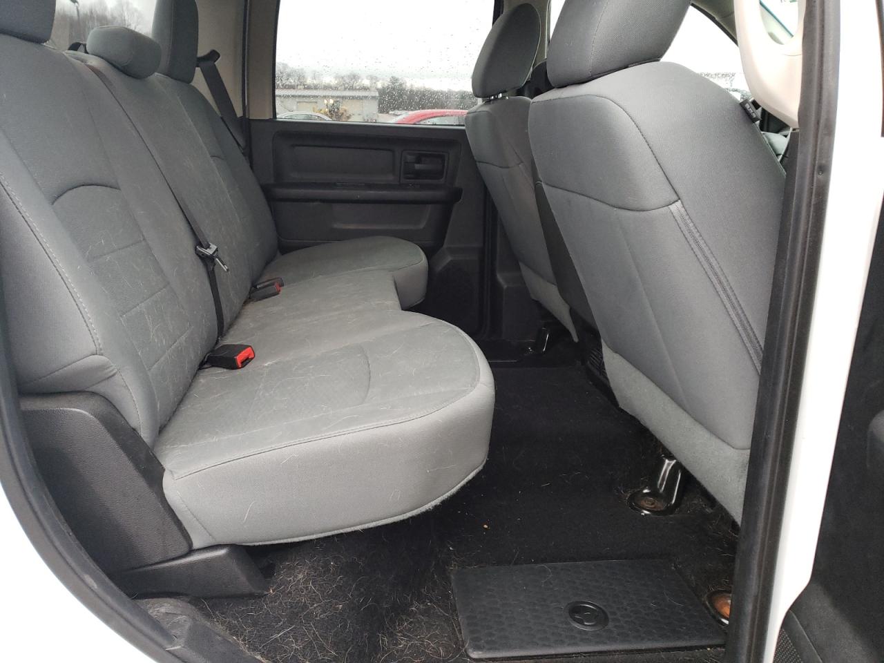 Photo 6 from auction – 2014 RAM 1500 ST with VIN 1C6RR7KT6ES199328