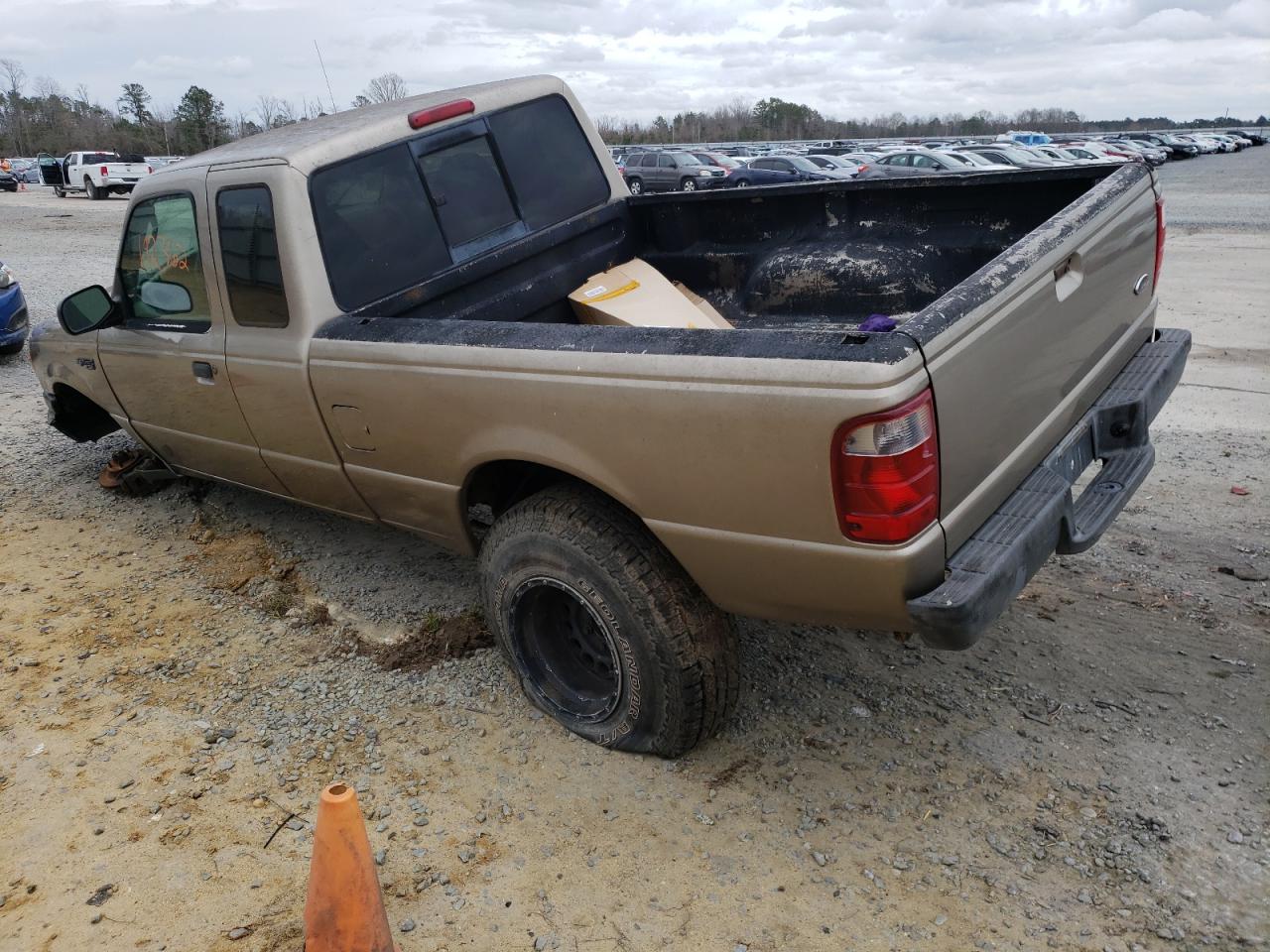 Photo 3 from auction – 2003 FORD RANGER with VIN 1FTYR14U43PB64701