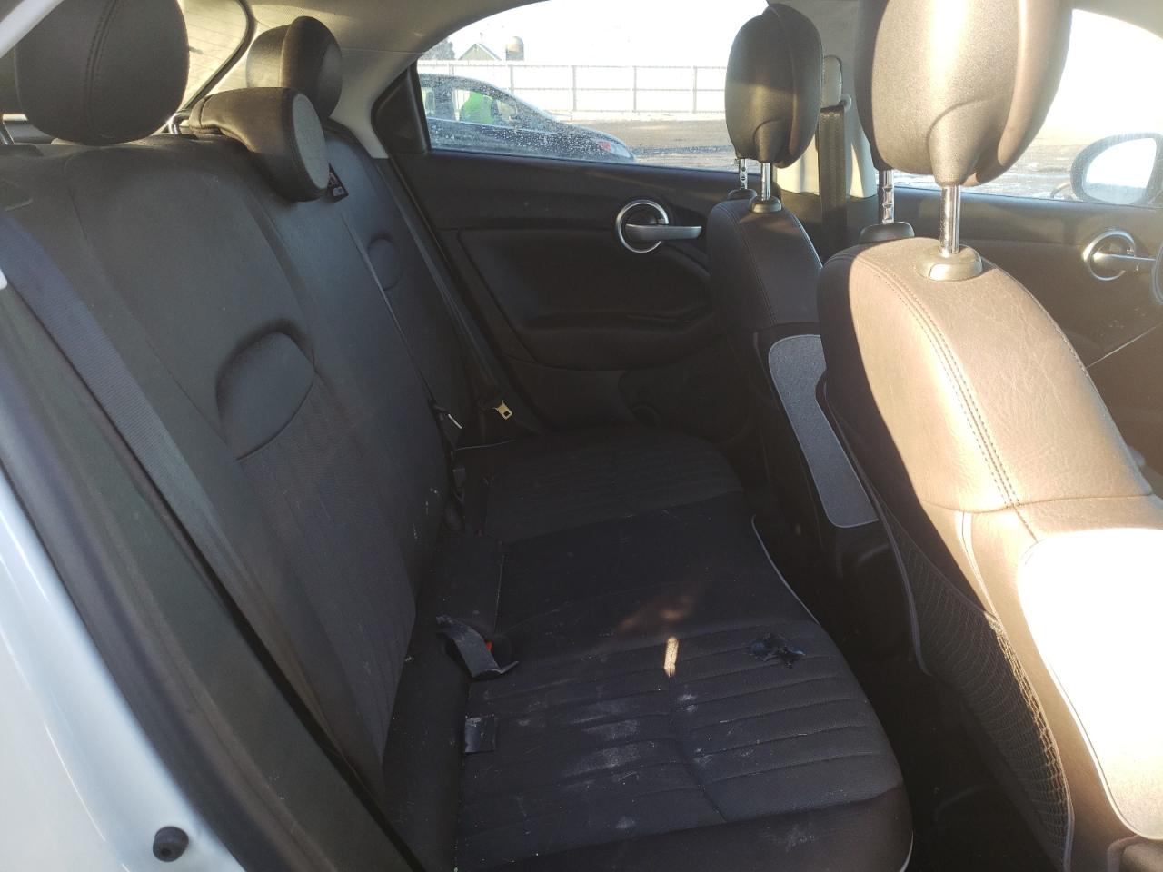 Photo 6 from auction – 2016 FIAT 500X LOUNG with VIN ZFBCFXDT1GP347916